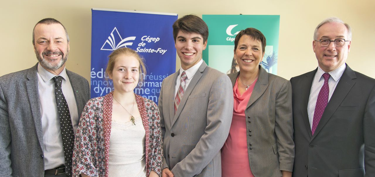 Louis Grou, Lauriane Alix, Carole Lavoie, Gabriel Boivin et  Rémy Normand