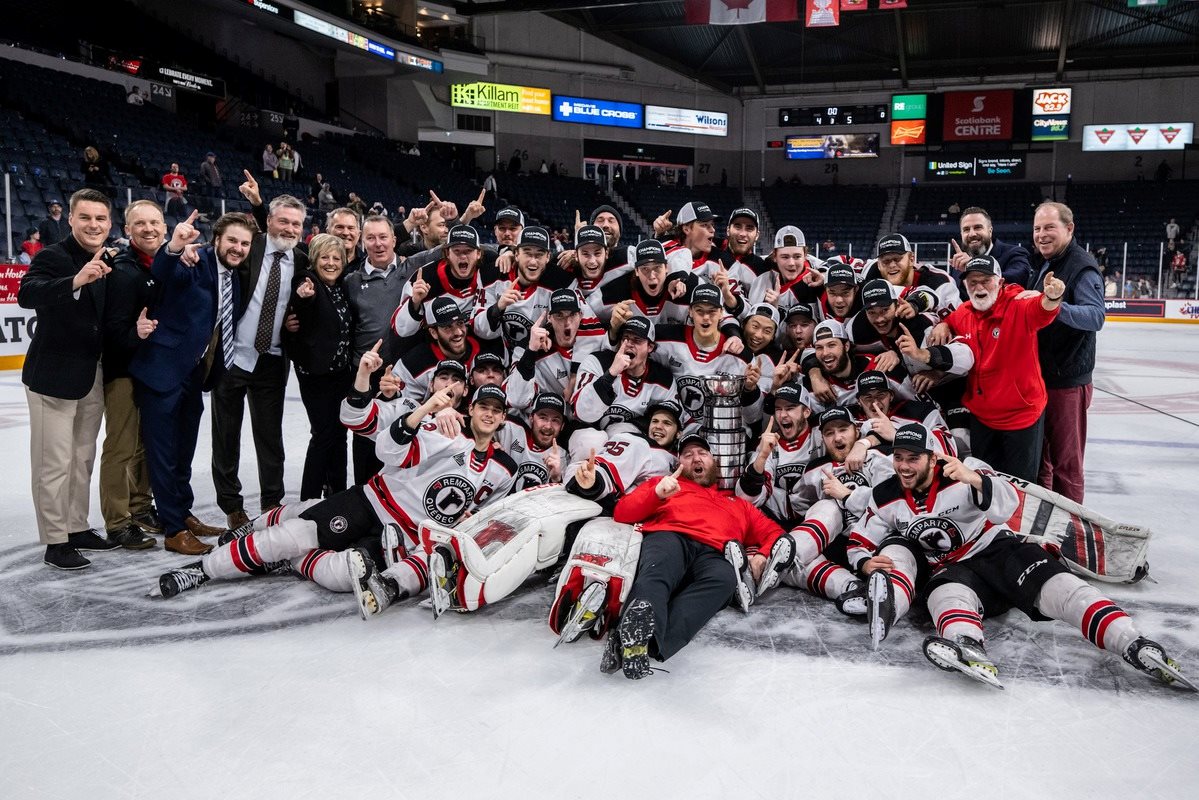 Équipe des Remparts de Québec, champions du trophée Gilles-Courteau 2023