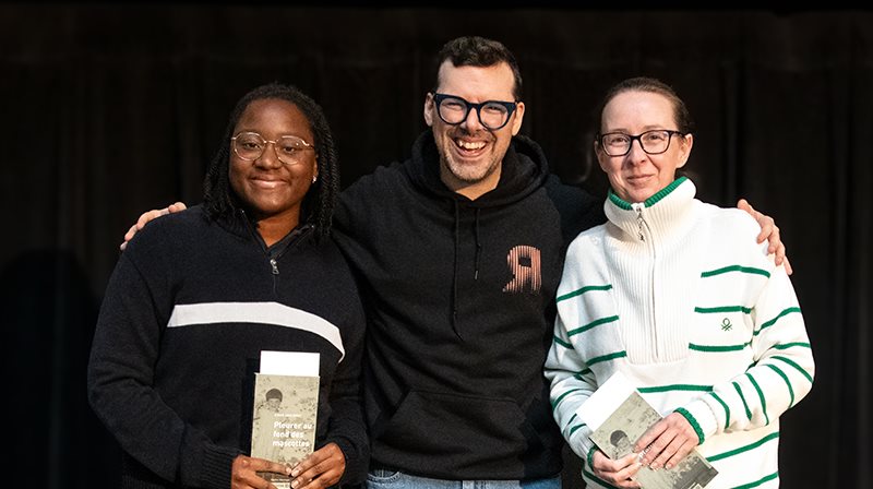 Sur la photo, dans l’ordre habituel : Loriena Frazia Takounkam Djougne, Simon Boulerice et Fanny Rousie.